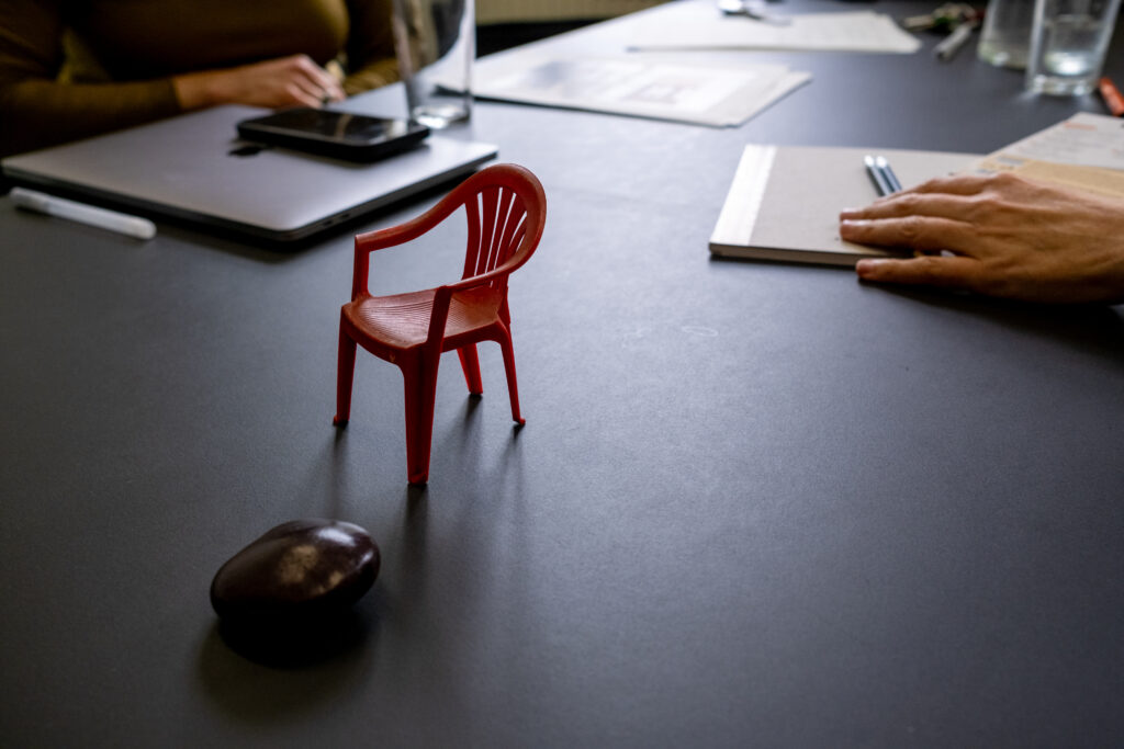 „Ist ein Score ein Samen?“ Ein Gespräch zu performativen Erfahrungen